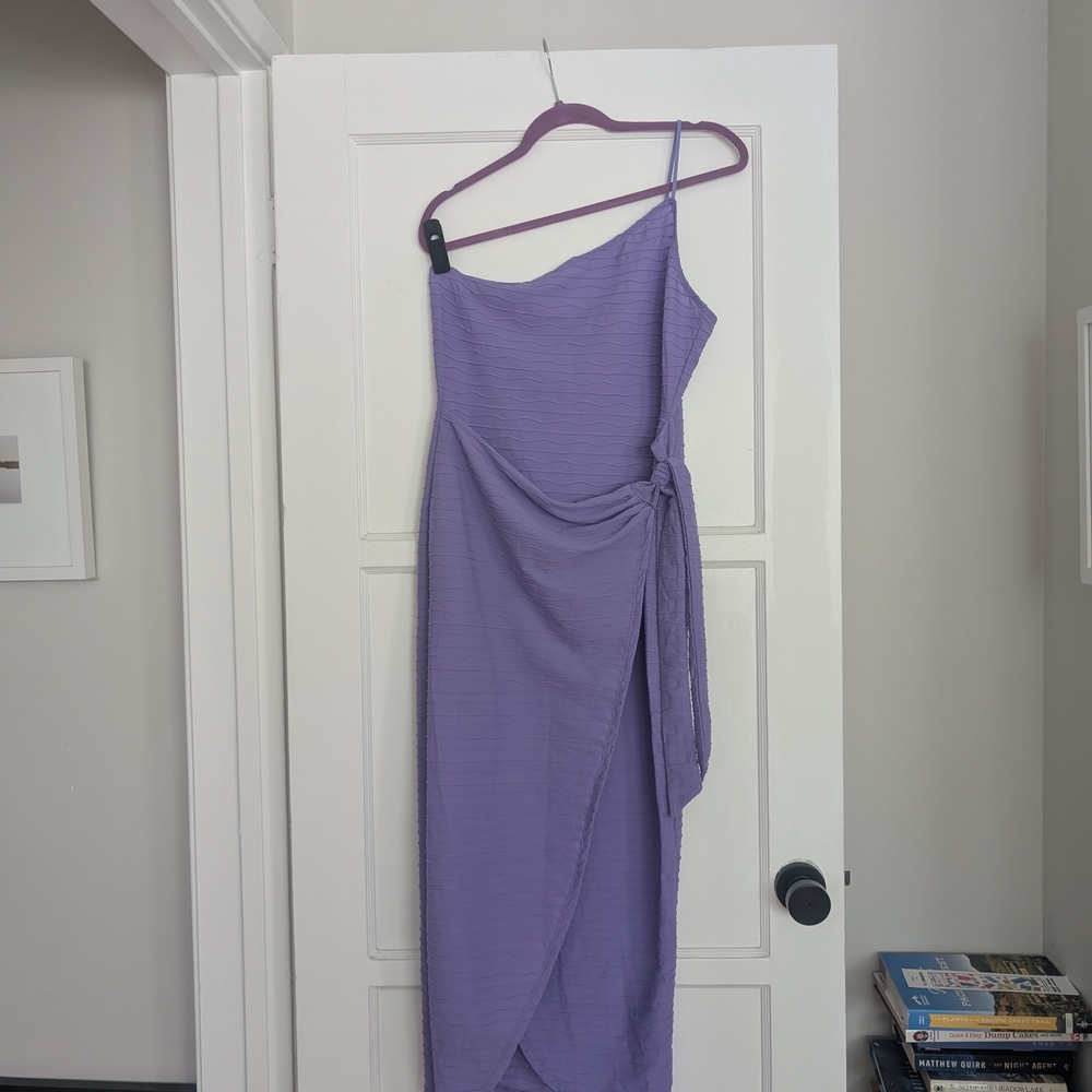 PrettyLittleThing Purple One-Shoulder Sheath Dress